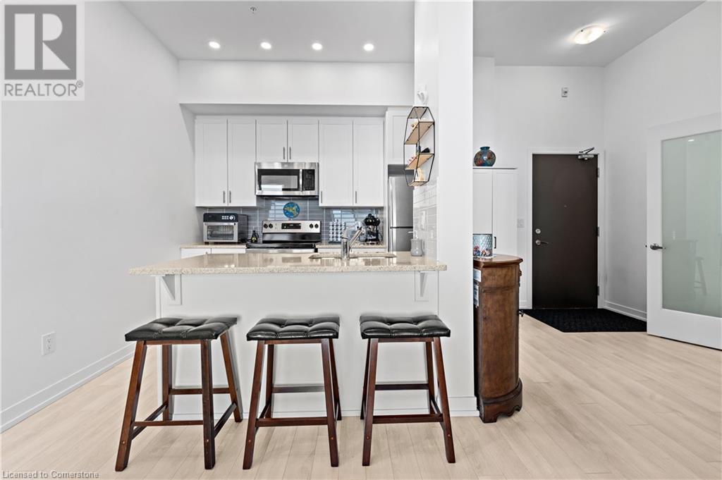 550 North Service Road Unit# 910, Grimsby, Ontario L3M 0H9 - Photo 6 - XH4206835