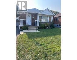 1024 VICTORIA PARK Avenue, toronto, Ontario