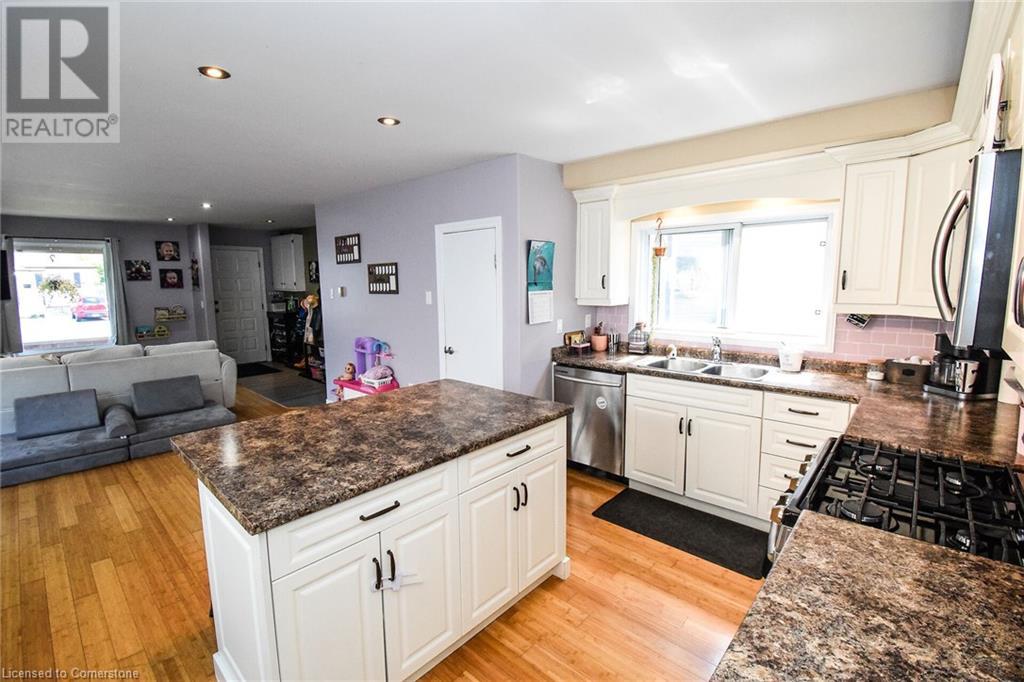 19 Crowland Avenue, Welland, Ontario  L3B 1W8 - Photo 17 - XH4205572