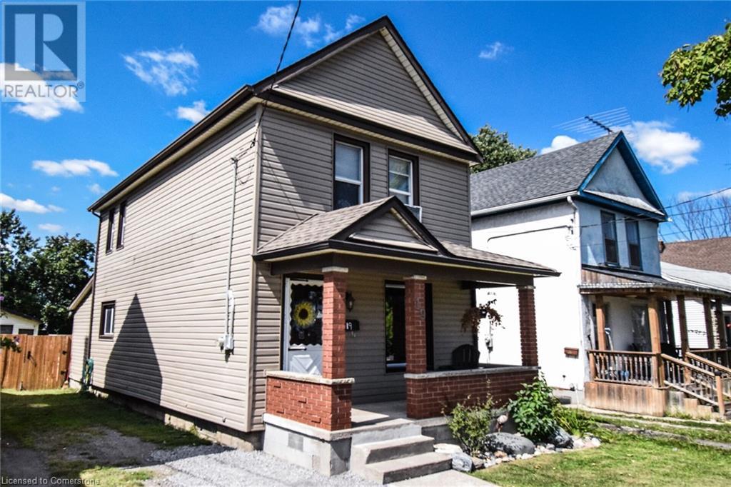 19 Crowland Avenue, Welland, Ontario  L3B 1W8 - Photo 2 - XH4205572