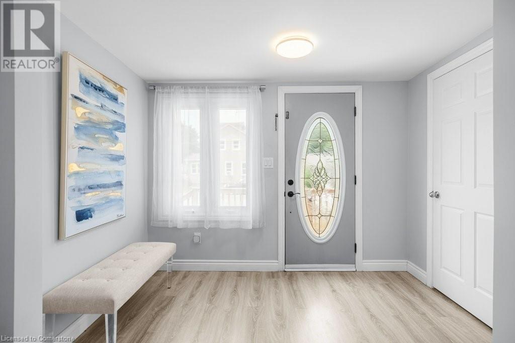 158 Crowland Avenue, Welland, Ontario  L3B 1X3 - Photo 3 - XH4206938