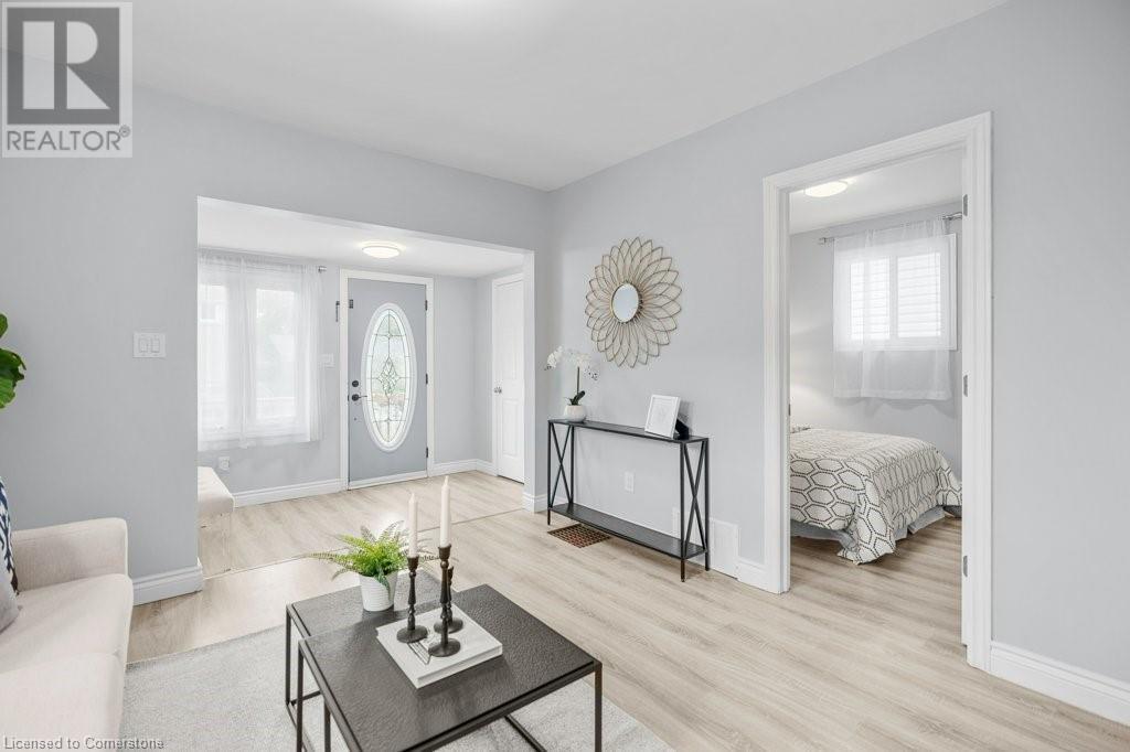 158 Crowland Avenue, Welland, Ontario  L3B 1X3 - Photo 6 - XH4206938