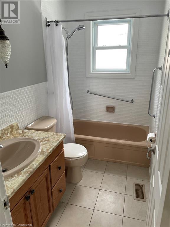 161 Kings Forest Drive, Hamilton, Ontario  L8T 4K2 - Photo 14 - XH4206090