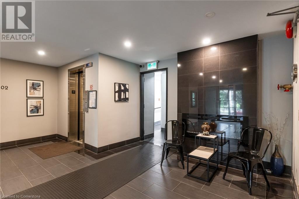 69 Herkimer Street Unit# 301, Hamilton, Ontario L8P 2G6 - Photo 8 - XH4206456