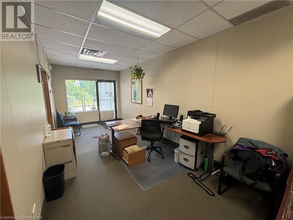 3455 Harvester Road Unit# 26, Burlington, Ontario  L7N 3P2 - Photo 3 - XH4206760