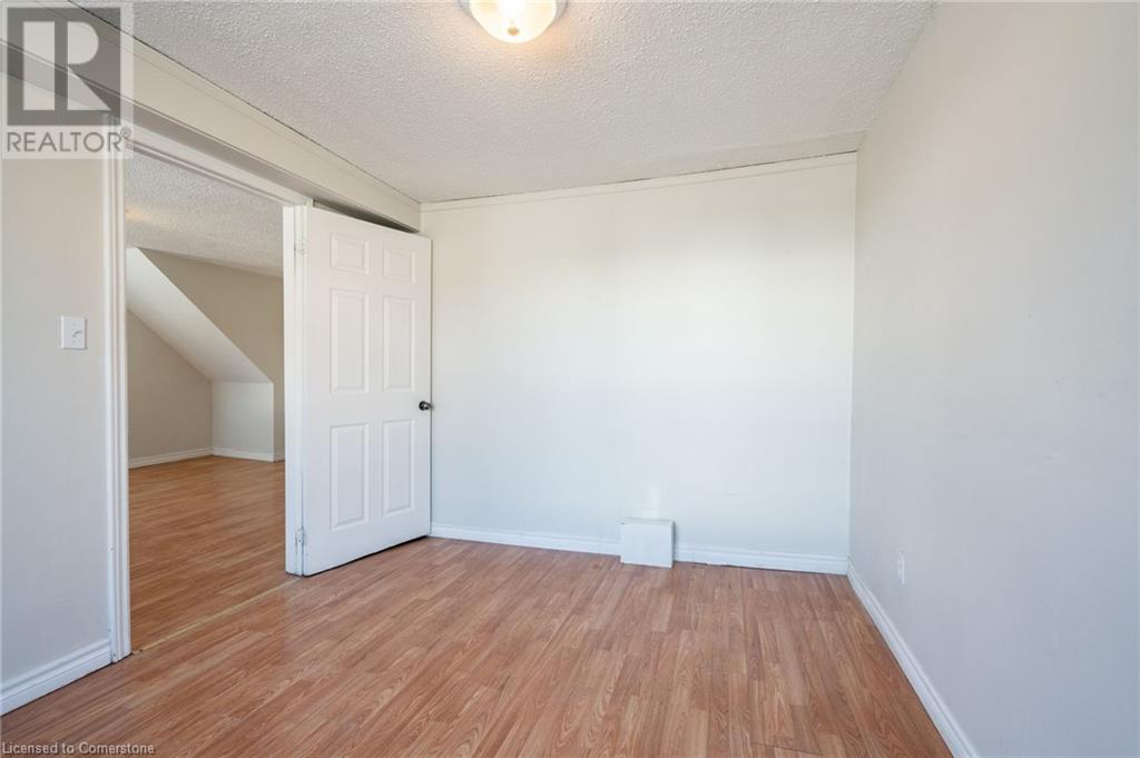 276 Carlisle Road Unit# 1, Hamilton, Ontario L0R 1H2 - Photo 13 - XH4205701