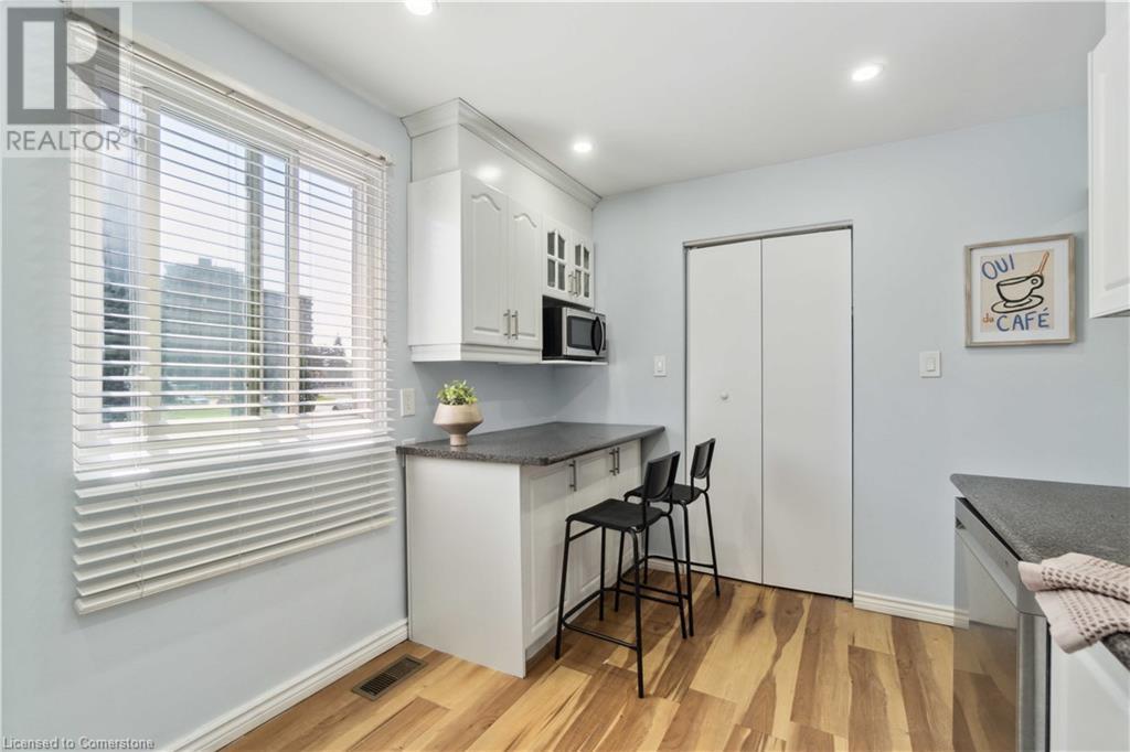 135 Violet Drive, Hamilton, Ontario L8E 3J2 - Photo 21 - XH4205945