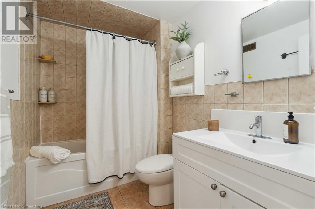 135 Violet Drive, Hamilton, Ontario L8E 3J2 - Photo 28 - XH4205945