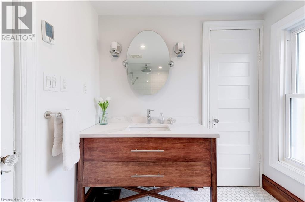 360 Lake Street, Grimsby, Ontario  L3M 4M5 - Photo 29 - XH4205377