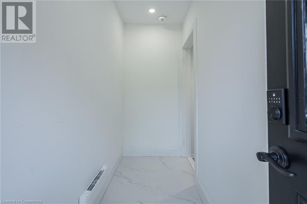 29 Northgate Drive Unit# 2, Hamilton, Ontario L8T 2Y8 - Photo 4 - XH4205985