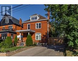 47 MOUNTAIN Avenue, hamilton, Ontario