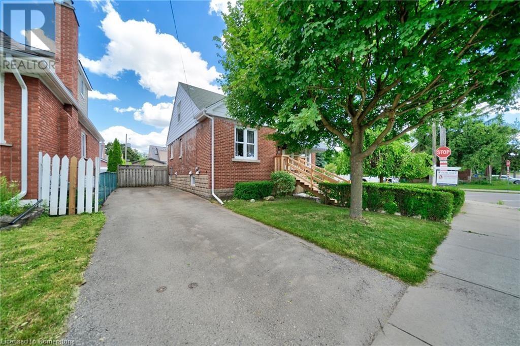 55 East 13th Street, Hamilton, Ontario L9A 3Z2 - Photo 10 - XH4206352