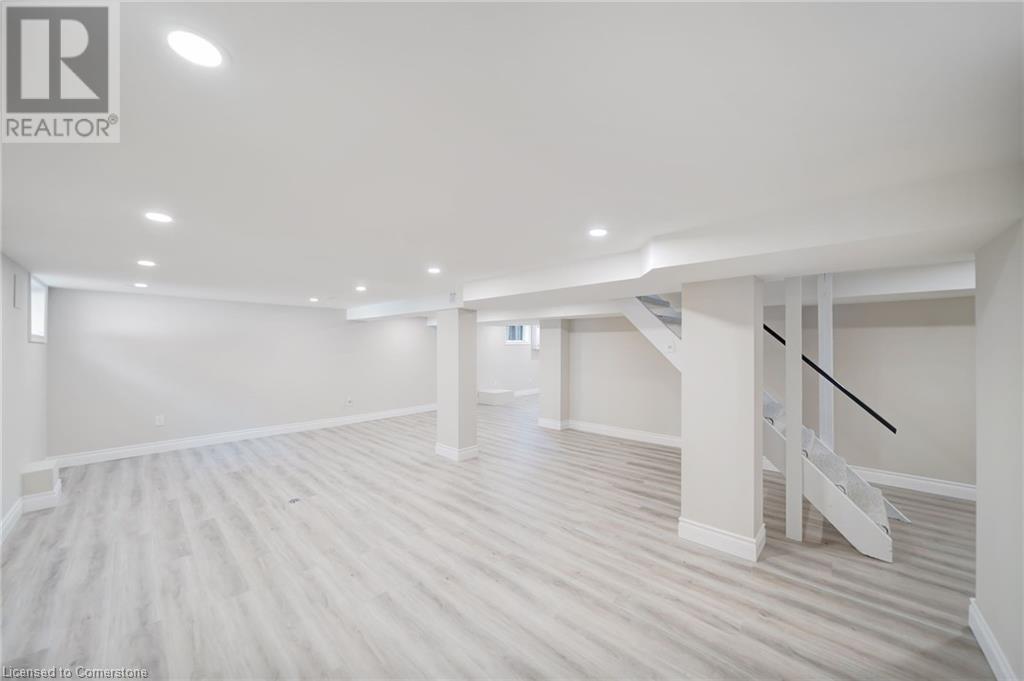 55 East 13th Street, Hamilton, Ontario L9A 3Z2 - Photo 32 - XH4206352