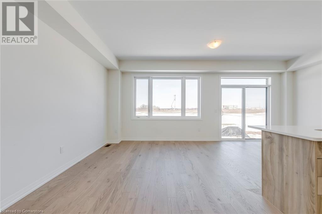 40 Freedom Crescent, Hamilton, Ontario  L0R 1W0 - Photo 2 - XH4205438