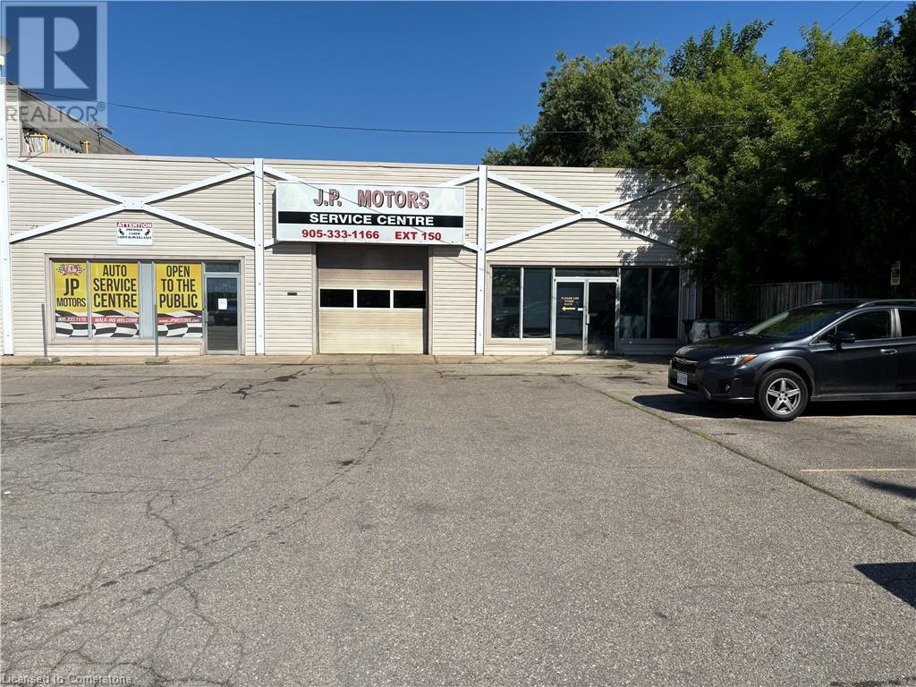 2279 Fairview Street Unit# 5, Burlington, Ontario  L7R 2E3 - Photo 4 - XH4205621
