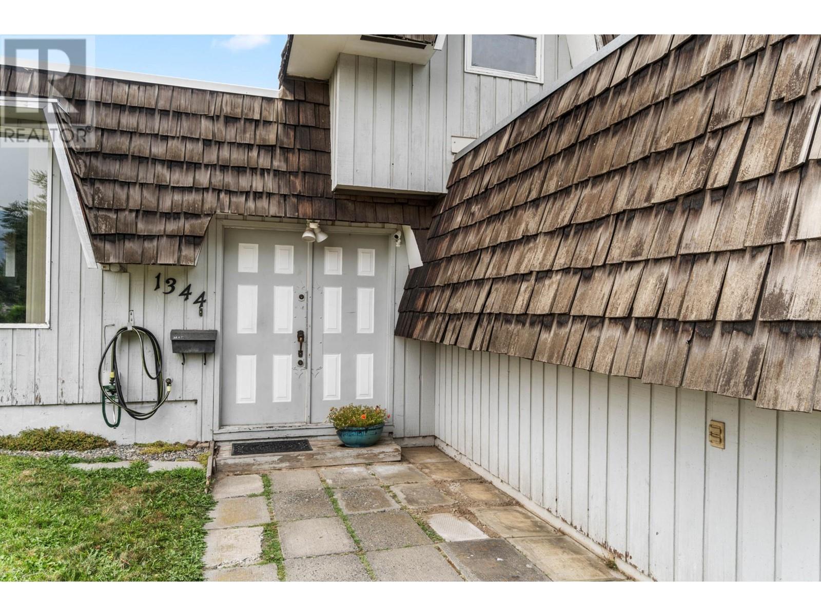 1344 Kenora Road, Kamloops, British Columbia  V2B 3X7 - Photo 7 - 180954