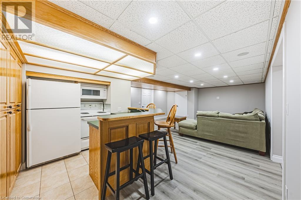 81 Hopkins Court Unit# Lower, Hamilton, Ontario L9H 5M7 - Photo 6 - XH4206157