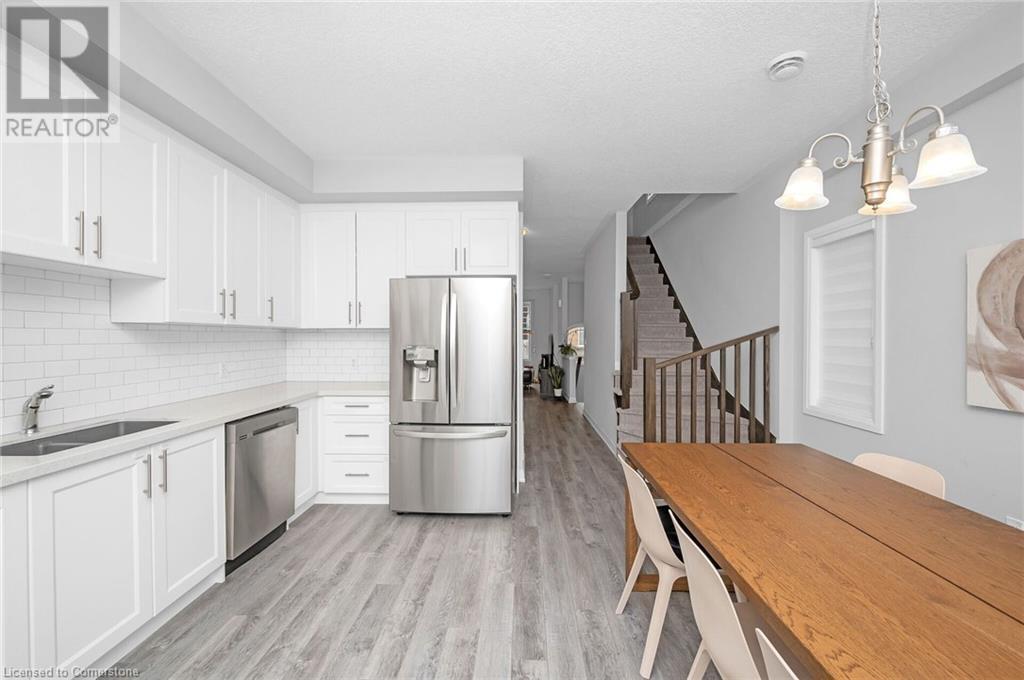 59 Aquarius Crescent, Hamilton, Ontario L0R 1P0 - Photo 9 - XH4205382