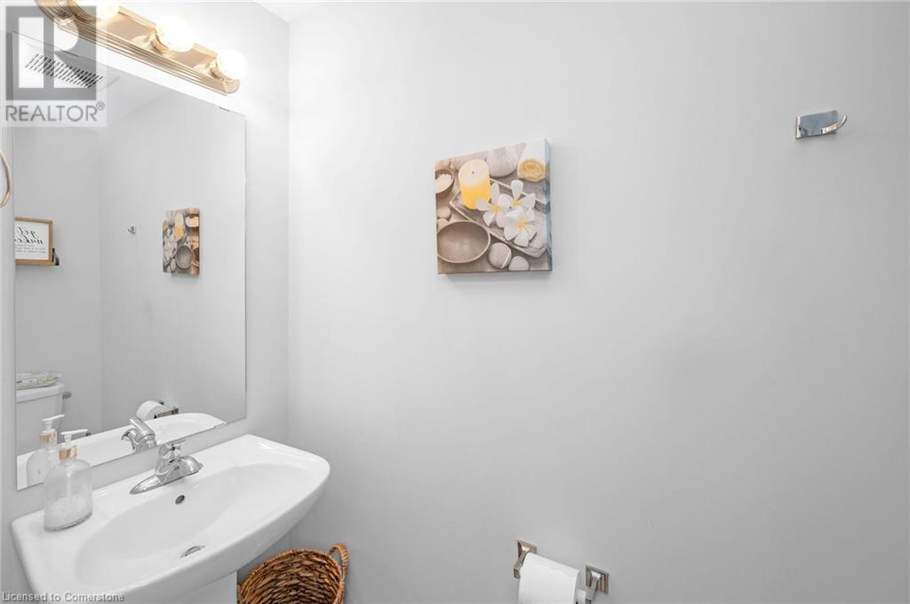 59 Aquarius Crescent, Hamilton, Ontario L0R 1P0 - Photo 10 - XH4205382