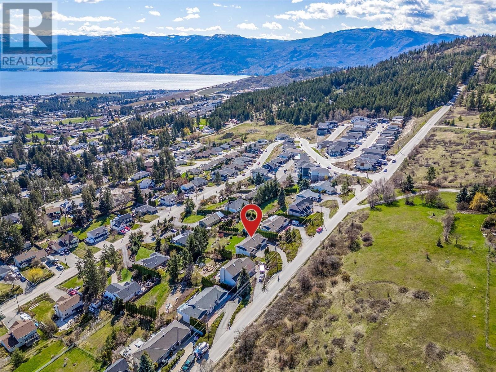 3531 Gates Road West Kelowna