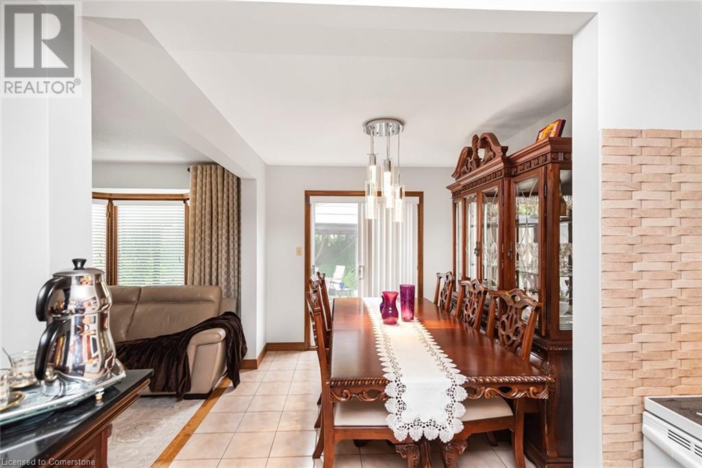 16 Chelsea Crescent, Hamilton, Ontario L8E 5N3 - Photo 11 - XH4205700