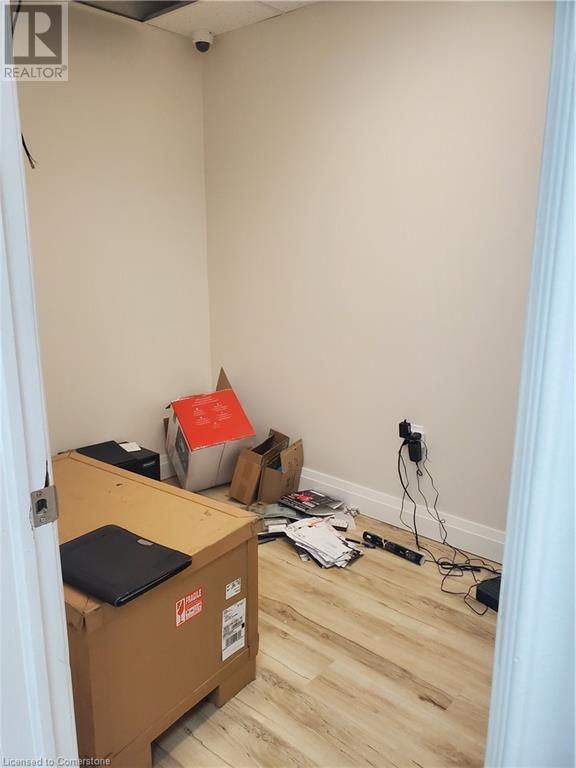 783 Colborne Street Unit# 2, Brantford, Ontario N3S 3S3 - Photo 8 - XH4206640