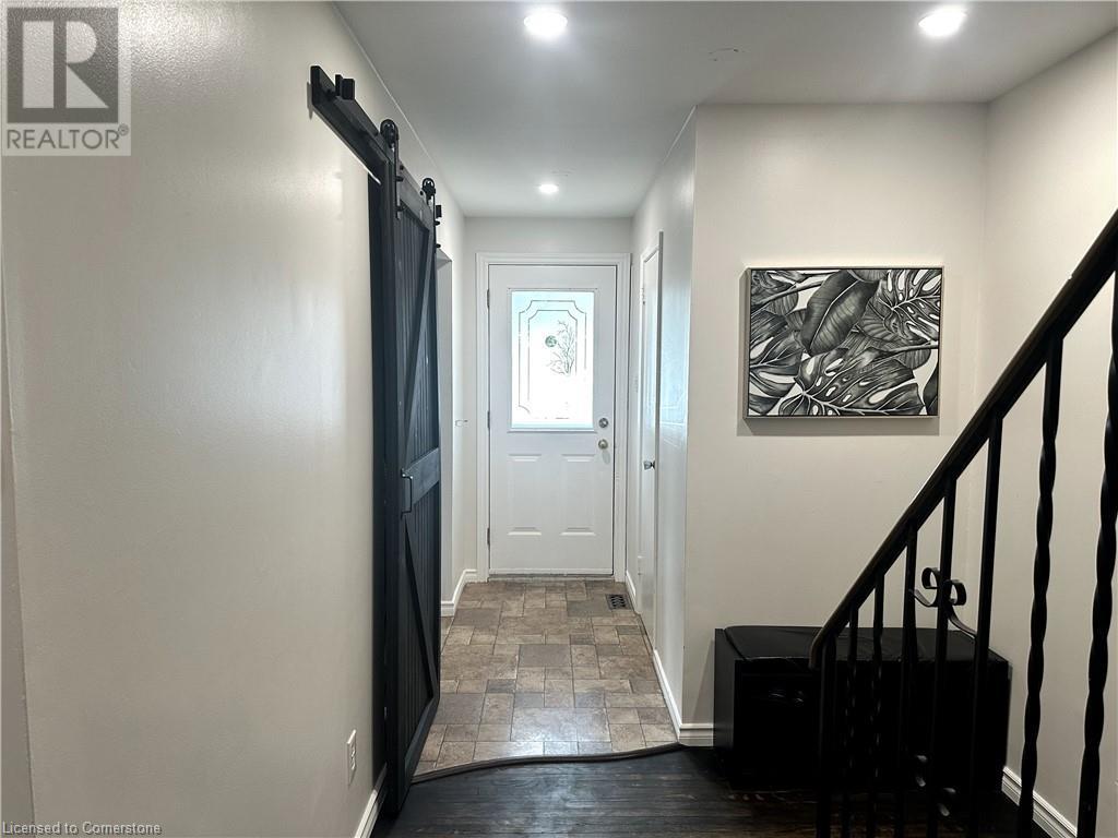 519 Timber Lane, Burlington, Ontario L7L 2B1 - Photo 3 - XH4206681