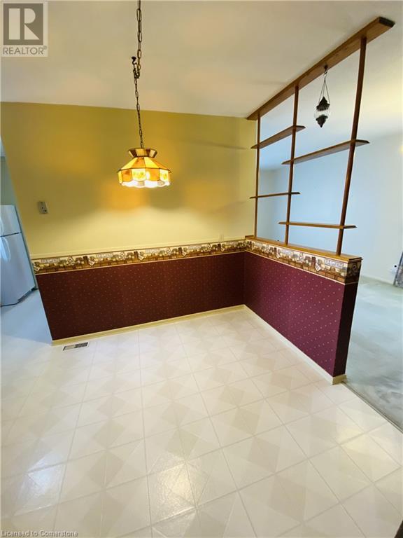 30 Blueridge Crescent, Brantford, Ontario N3R 5E8 - Photo 4 - XH4205434