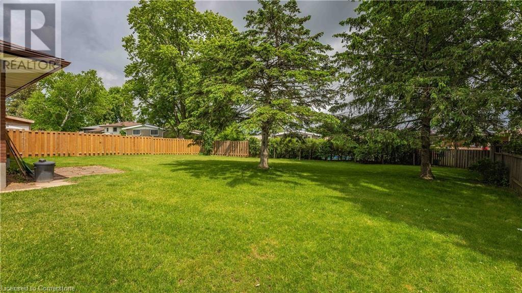 30 Blueridge Crescent, Brantford, Ontario N3R 5E8 - Photo 16 - XH4205434