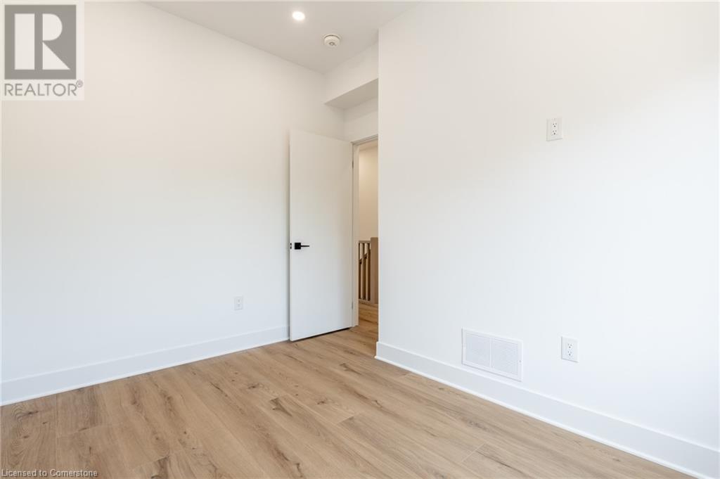 23 Glen Forest Drive Unit# 1, Hamilton, Ontario  L8K 5V7 - Photo 24 - XH4206228