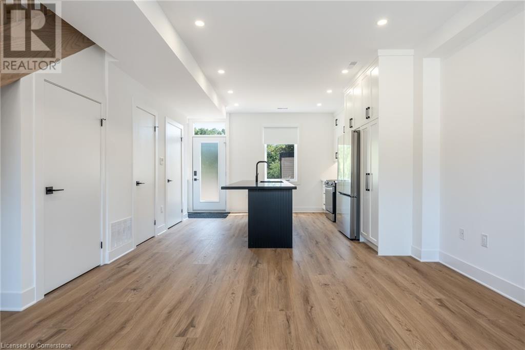 23 Glen Forest Drive Unit# 1, Hamilton, Ontario  L8K 5V7 - Photo 6 - XH4206228