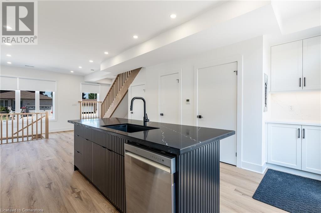 23 Glen Forest Drive Unit# 1, Hamilton, Ontario  L8K 5V7 - Photo 14 - XH4206228