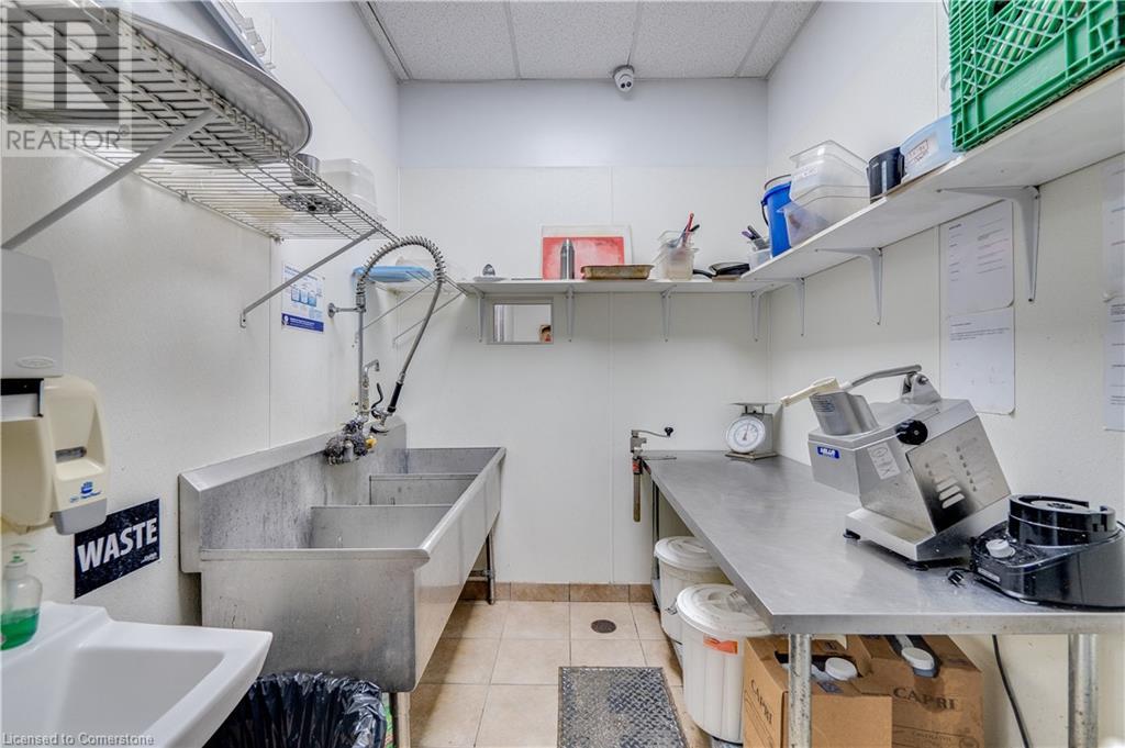 995 Paisley Road Unit# 14, Guelph, Ontario N1K 1X6 - Photo 21 - XH4206239