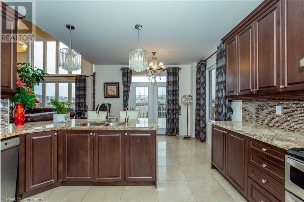 166 Alison Crescent, Oakville, Ontario L6L 0C7 - Photo 6 - XH4206777