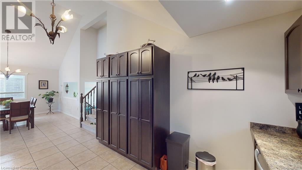 12 Silverspring Crescent, Hamilton, Ontario  L0R 1P0 - Photo 11 - XH4206788