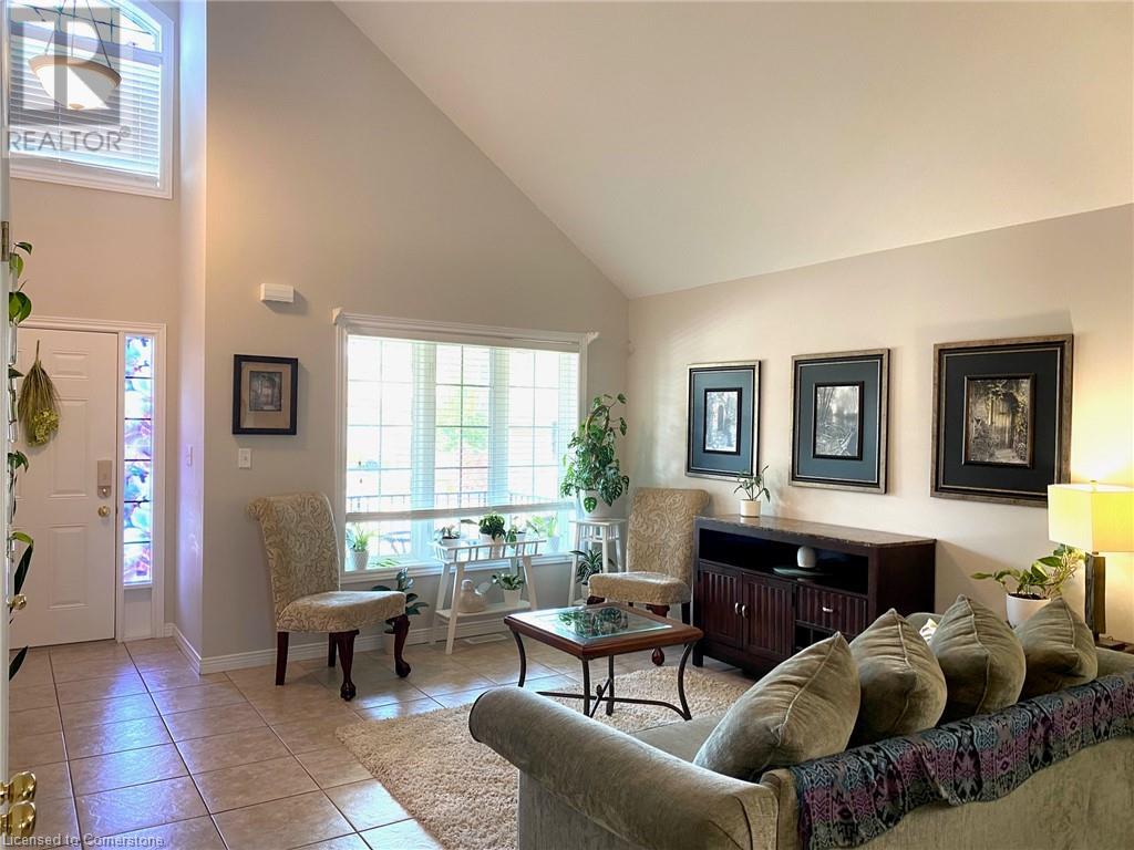 12 Silverspring Crescent, Hamilton, Ontario  L0R 1P0 - Photo 4 - XH4206788