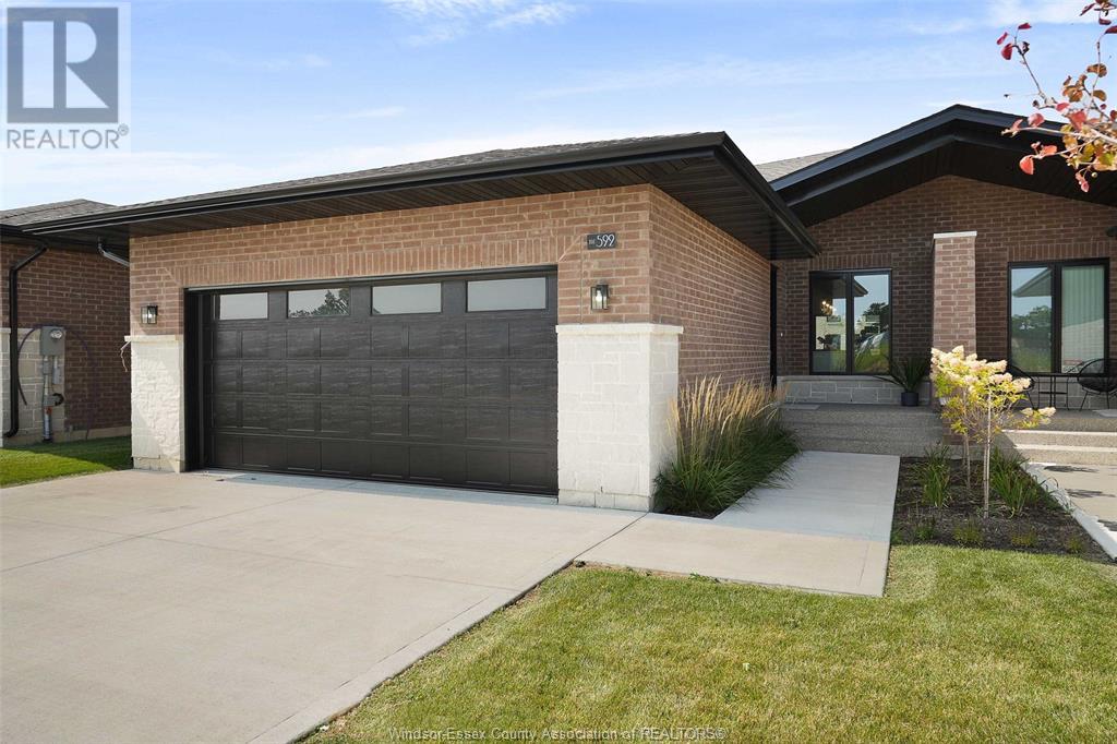 Property at 648 LILY MAC BOULEVARD image 3