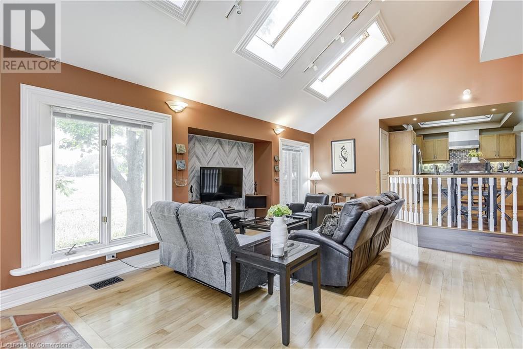 2425 Hespeler RoadCambridge, Ontario  N3C 2V3 - Photo 17 - 40648392