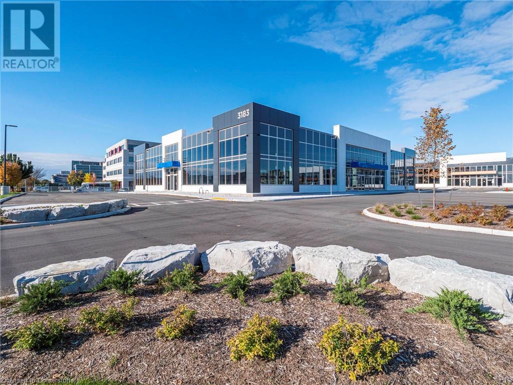 3185 Harvester Road Unit# 5, Burlington, Ontario  L7N 3N8 - Photo 5 - XH4156088