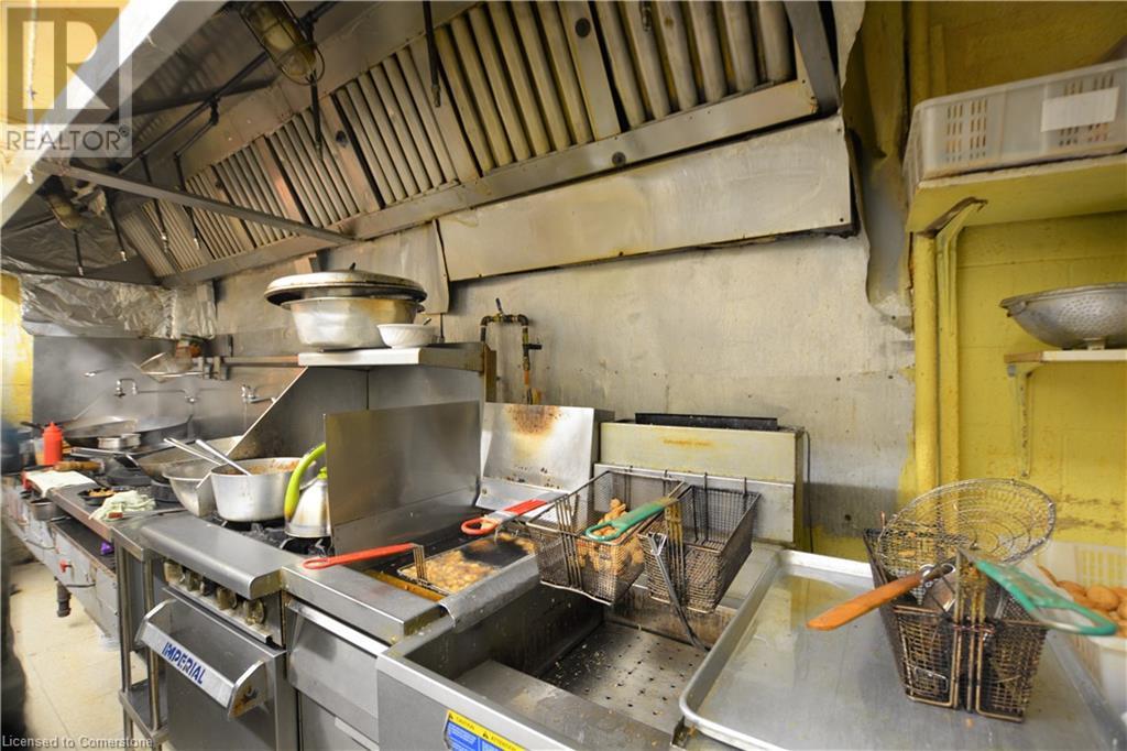 792 Concession Street Unit# 4, Hamilton, Ontario  L8V 1C9 - Photo 5 - XH4160120