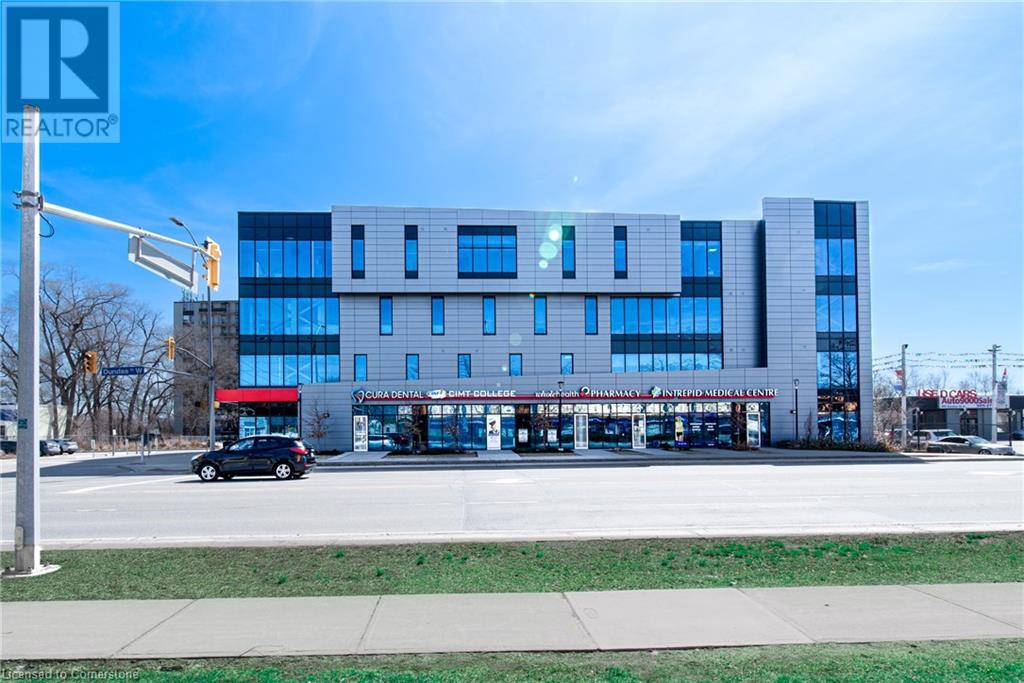250 Dundas Street W Unit# 308, Mississauga, Ontario L5B 1J2 - Photo 2 - XH4162019