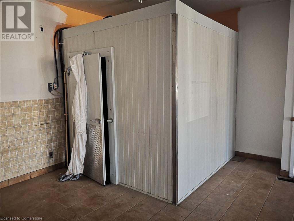 386 Barton Street E, Hamilton, Ontario L8L 2Y3 - Photo 4 - XH4164315