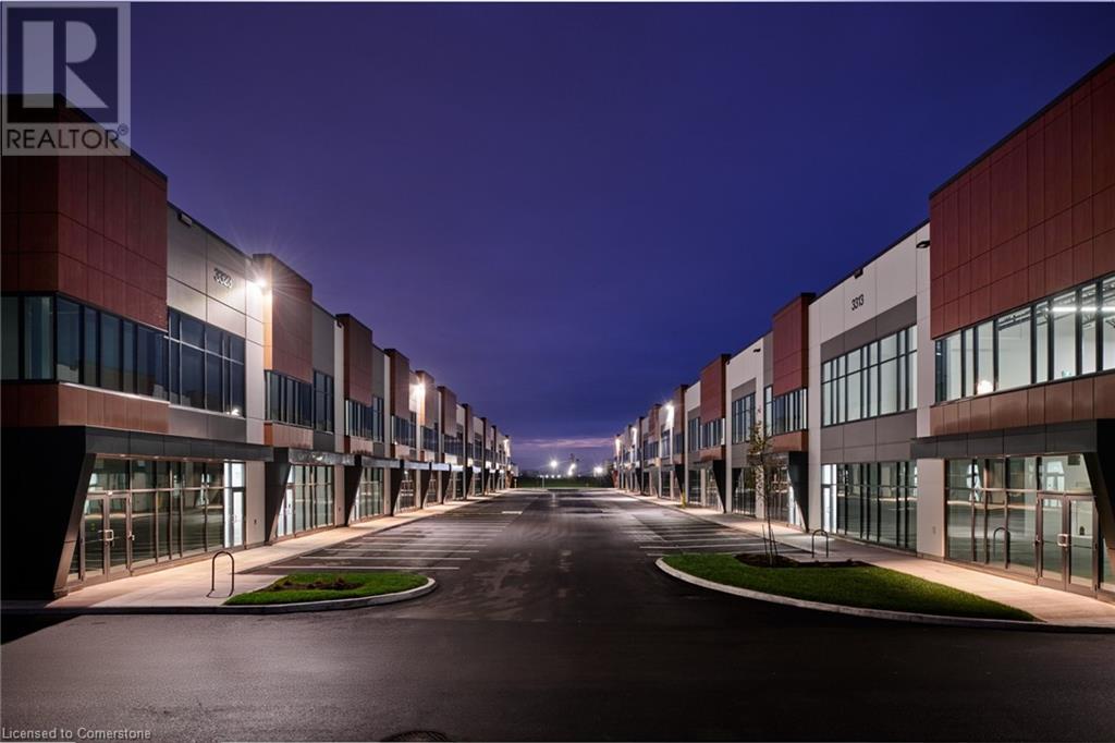 3323 Superior Court Unit# C110, Oakville, Ontario  L6L 0C4 - Photo 2 - XH4164538