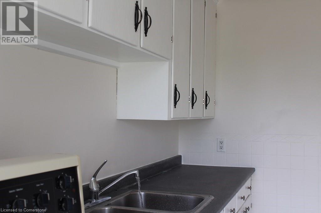 408 Catherine Street, Port Colborne, Ontario  L3K 4L5 - Photo 16 - XH4165846