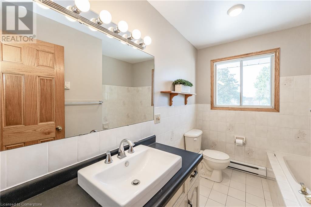 1291 Old #8 Highway, Flamborough, Ontario  L0R 1Z0 - Photo 33 - XH4167494