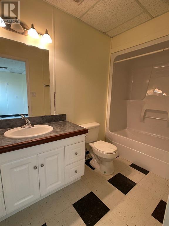 211 Main Street Sw, Falher, Alberta T0H 1M0 - Photo 13 - A2057929