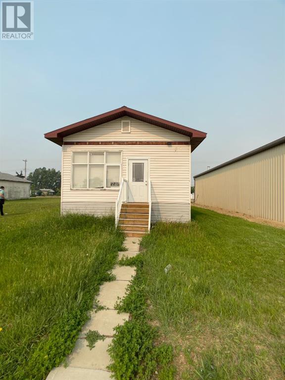 211 Main Street Sw, Falher, Alberta T0H 1M0 - Photo 1 - A2057929