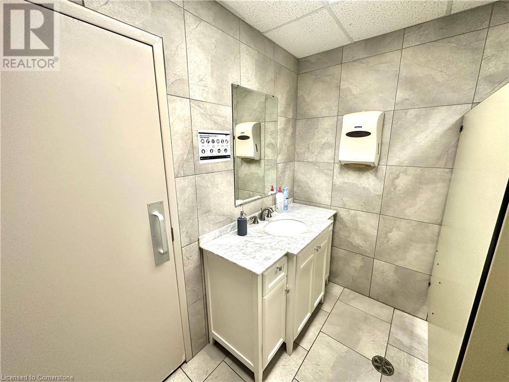 442 Brant Street Unit# 204, Burlington, Ontario  L7S 1G6 - Photo 14 - XH4176277