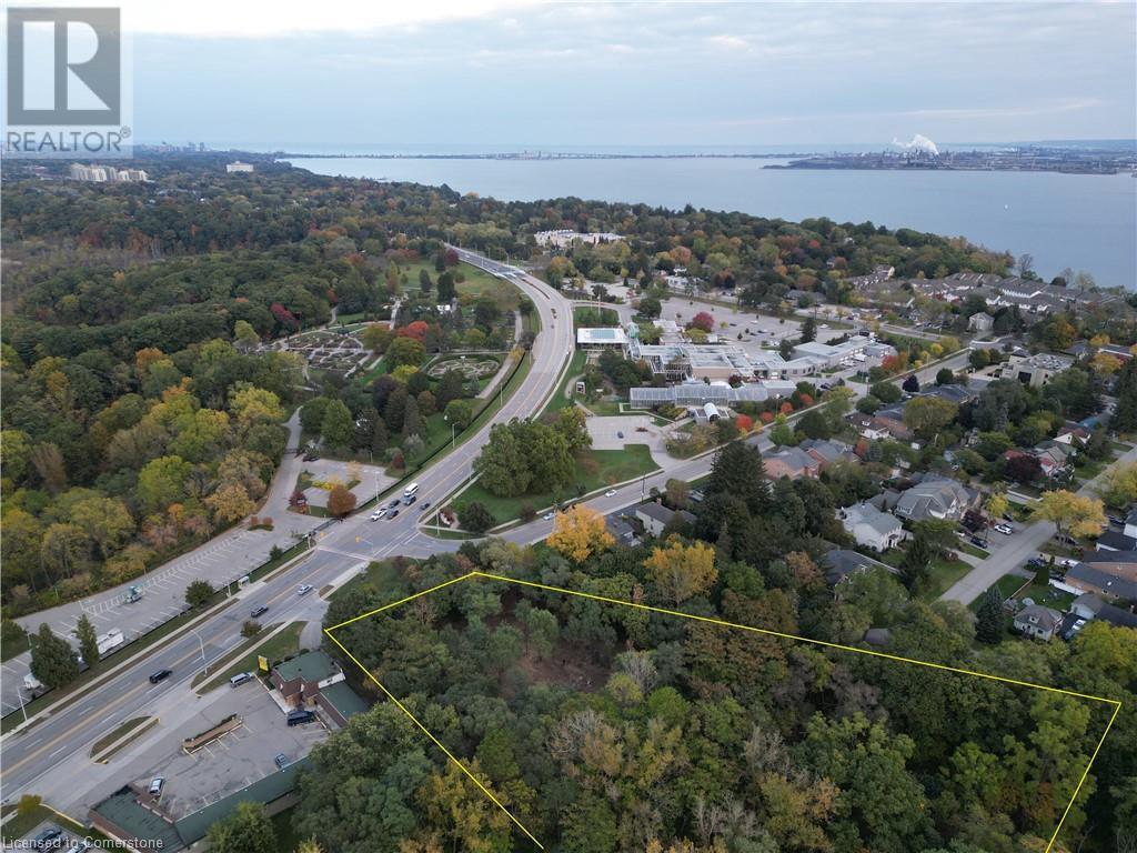 1104 BOTANICAL Drive, Burlington, Ontario