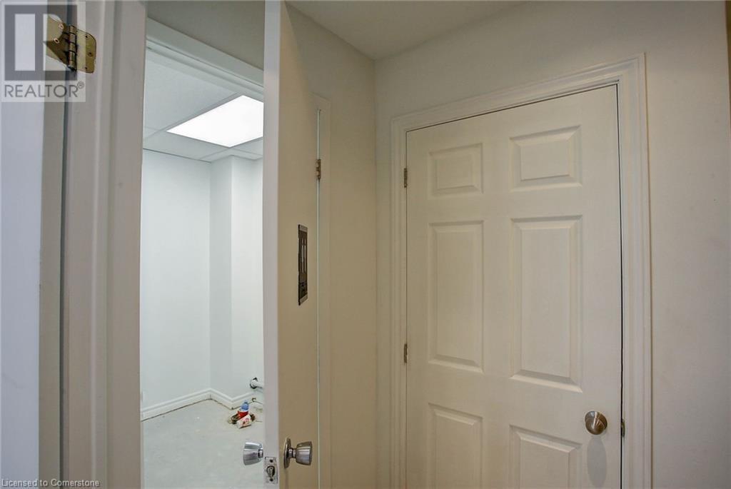 1290 Speers Road Unit# 6, Oakville, Ontario L6L 2X4 - Photo 13 - XH4181780